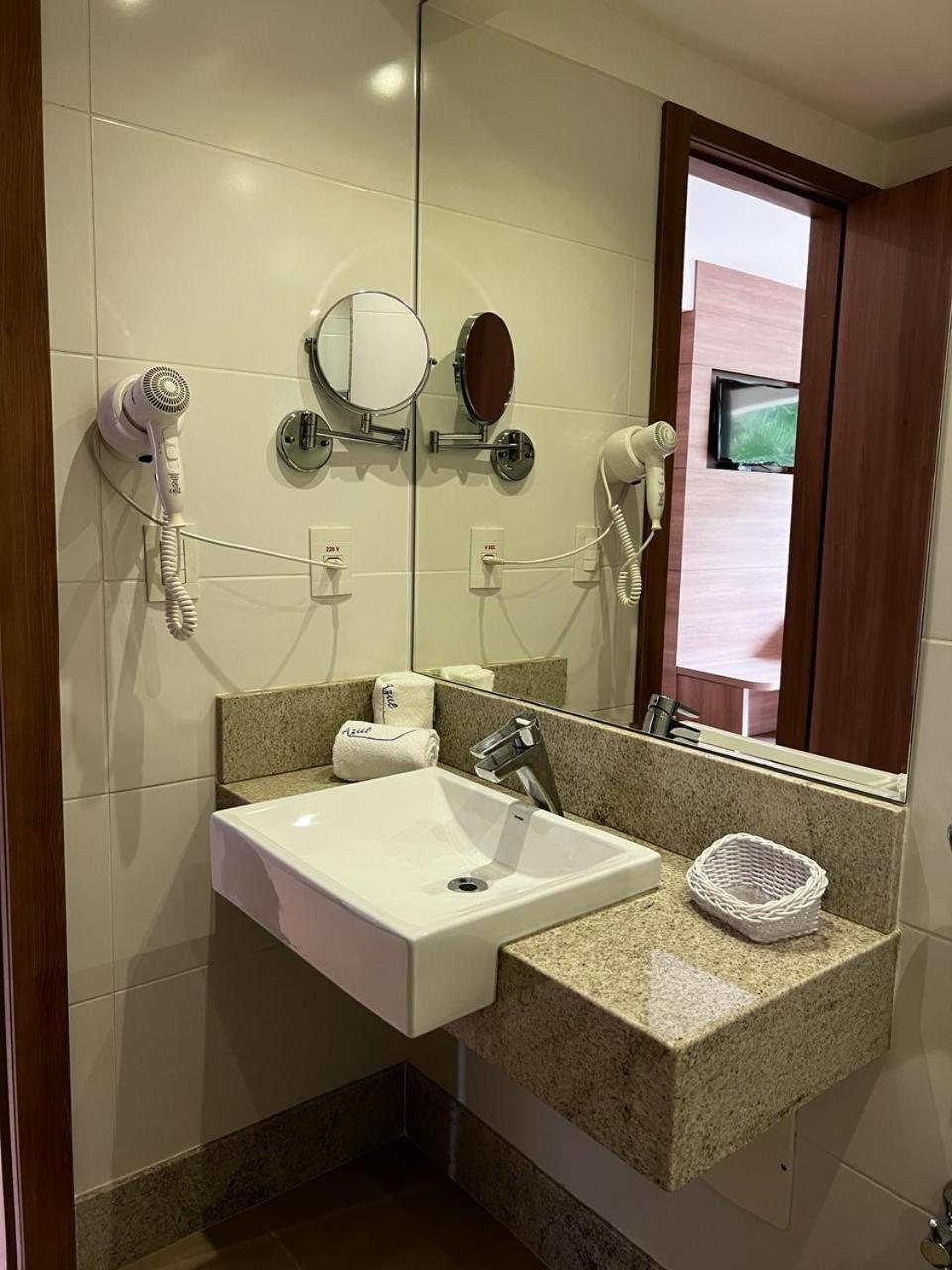 Vista Azul Apart Hotel - Vista Pinheiros Pedra Azul  Luaran gambar
